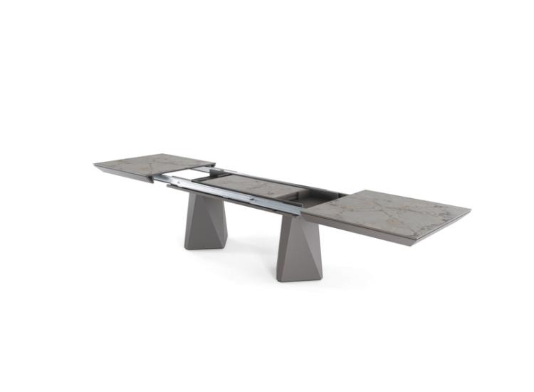 Luxora Table