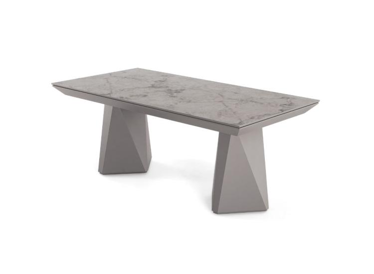 Luxora Table